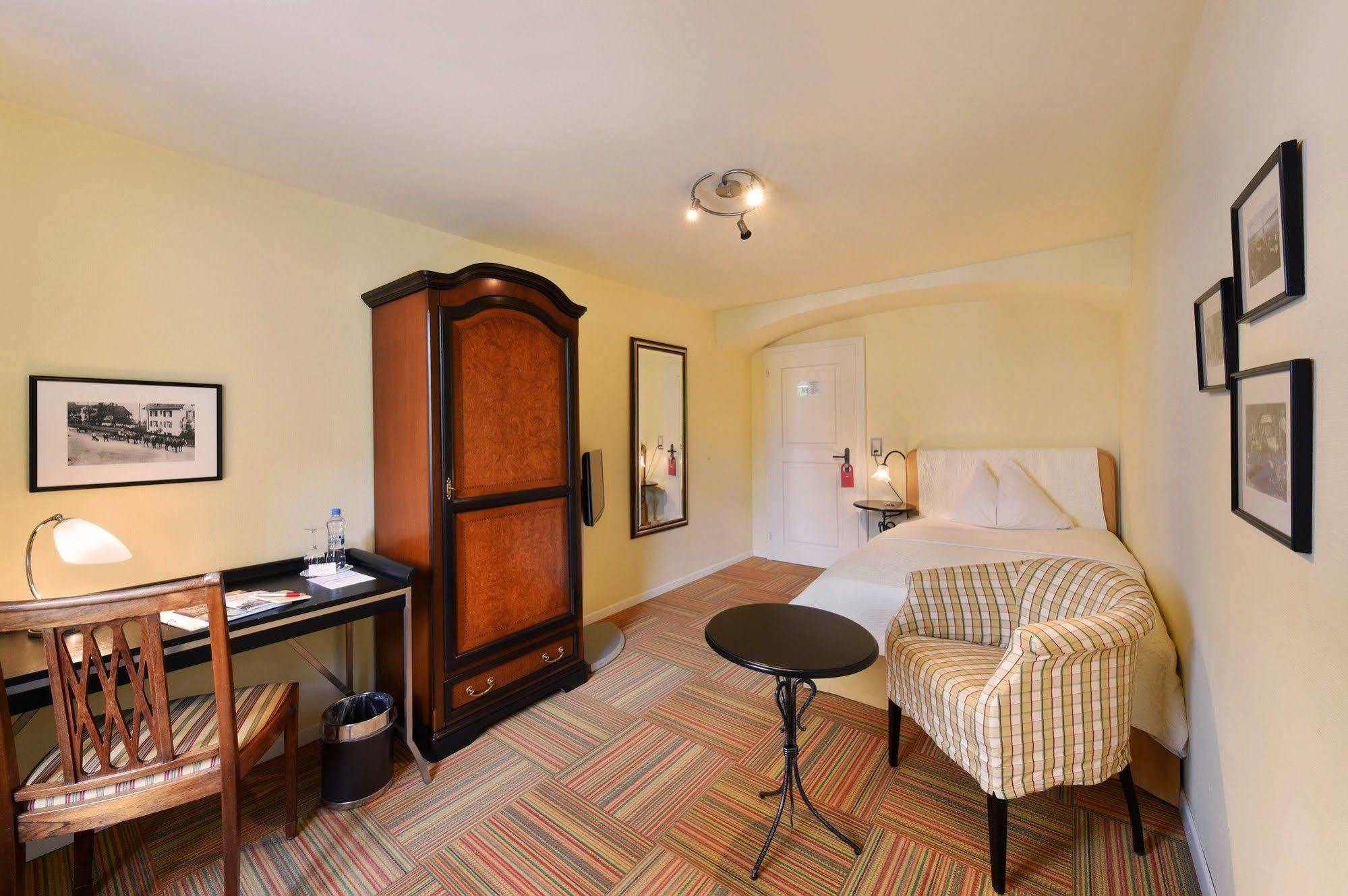 Romantik Hotel Schwan 호르겐 외부 사진