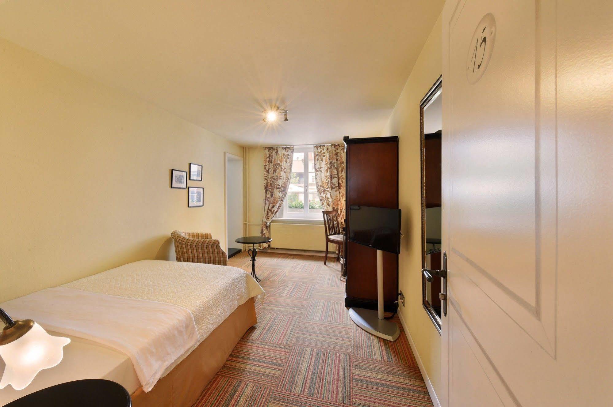 Romantik Hotel Schwan 호르겐 외부 사진